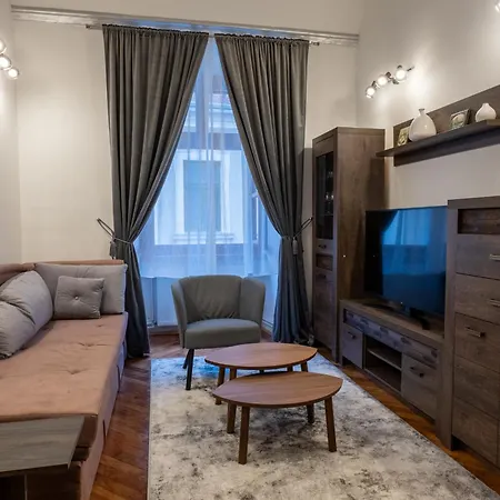 Little Vienna Silver Apartment Varaždin Buitenkant foto